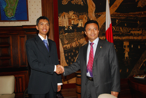 rencontre rajoelina ravalomanana aux seychelles