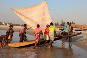 La pêche artisanale fait vivre des communautés entières dans les zones côtières à Madagascar. (Photo : Projet Smartfish)