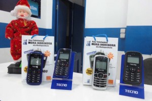 : Le Tecno C 118 le portable le moins cher sur le marché se vend très bien dans les magasins Elite.