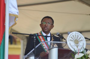 Hery Rajaonarimampianina a tenu un discours rassembleur, lors de son investiture. (Photo Nary Ravonnjy)