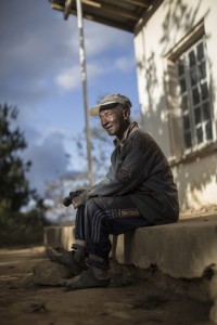 Des malades souffrant des séquelles de la lèpre à Marovahy, accompagnées socialement par la fondation Raoul Follereau. (Photo site Raoul Follereau)