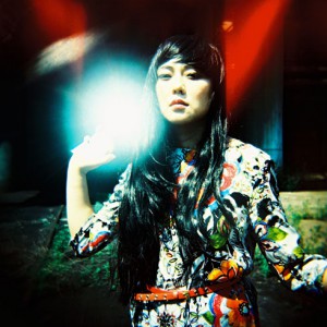 Helen Feng, la chanteuse du groupe Nova Heart.