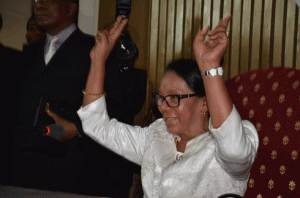  Le refus par le Mapar de cautionner le nouveau gouvernement de Kolo Roger coûterait cher pour la présidente de l’Assemblée nationale Christine Razanamahasoa.