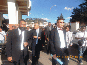 Botozaza Pierrot, Herilanto Raveloarison et Jules Etienne Rolland hier à Anosy.