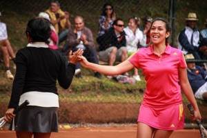 Lina et Fitia Randriamifidimanana, la paire gagnante des dames à l’Open BMOI premium Challenge. (Photo Christian Ranaivo)