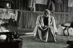 Un témoin de 1947, pris en photo par Pierrot Men pendant son récit.