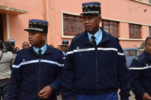 Opération coup d’arrêt II : 2 282 « dahalo » se sont rendus, 500 armes identifiées par la Gendarmerie