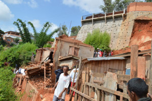 Glissement de terrain et effondrement sur des maisons, il y a de quoi s’alarmer !