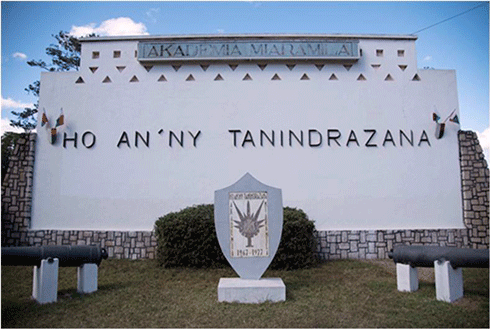 Forces armées : 13 Généraux et Colonels interdits de caserne