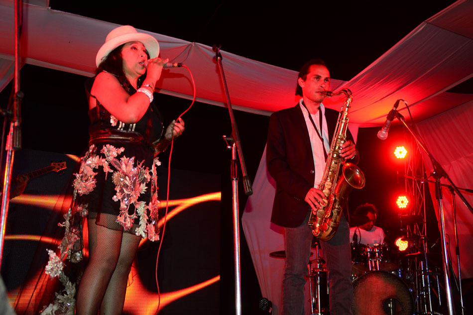 Bodo en cabaret en Suisse : 3 000 euros récoltés pour des enfants malgaches