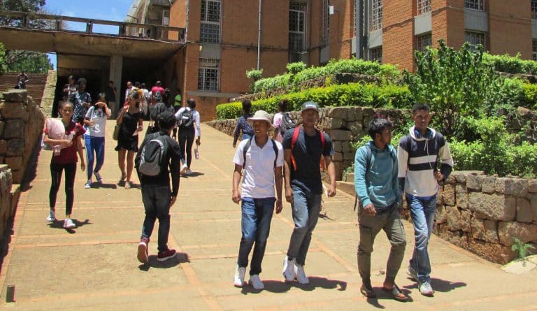 Enseignement supérieur : Paiement des bourses d’études à partir du 24 août 