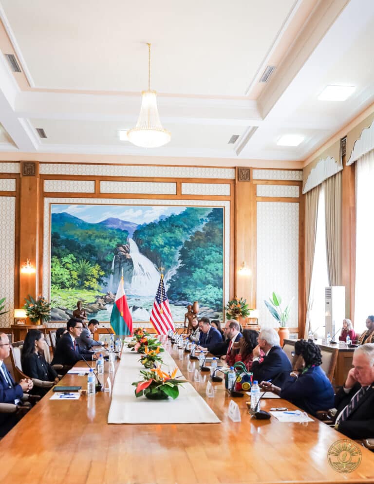 Évaluation de l&rsquo;AGOA : Une délégation du Congrès américain rencontre Andry Rajoelina 