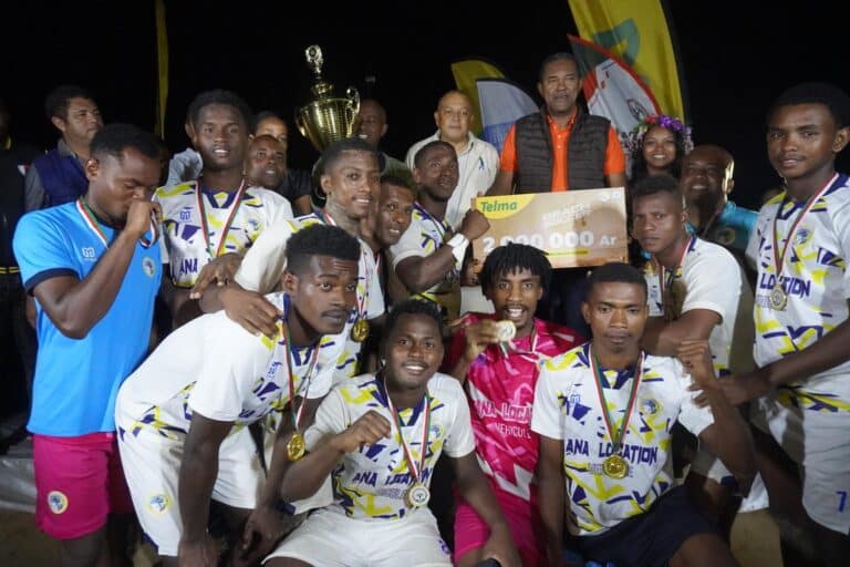 Beach Soccer – Festival Mazavaloha : Sacre de l’équipe de Diana 