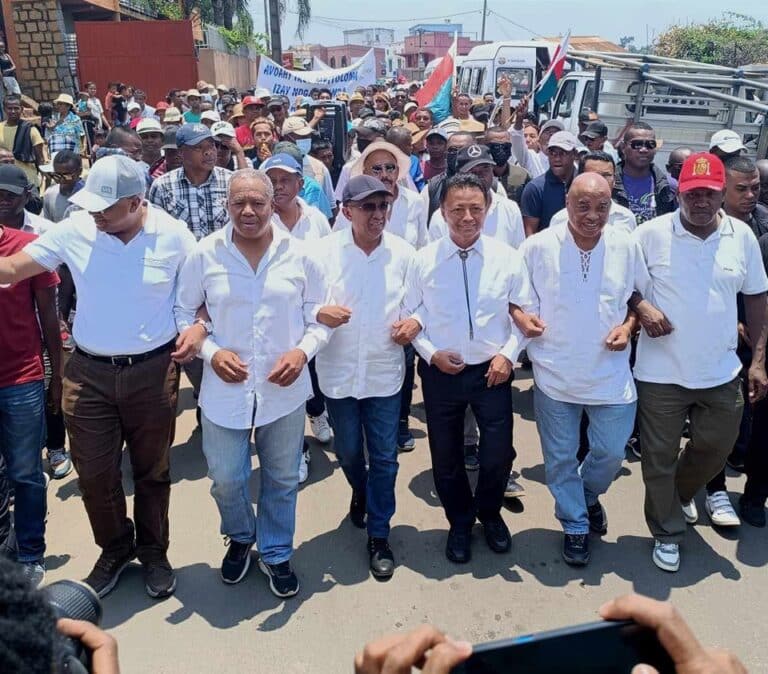 Élections législatives : Deux anciens candidats à la présidentielle en difficulté, deux autres en tête dans leur fief