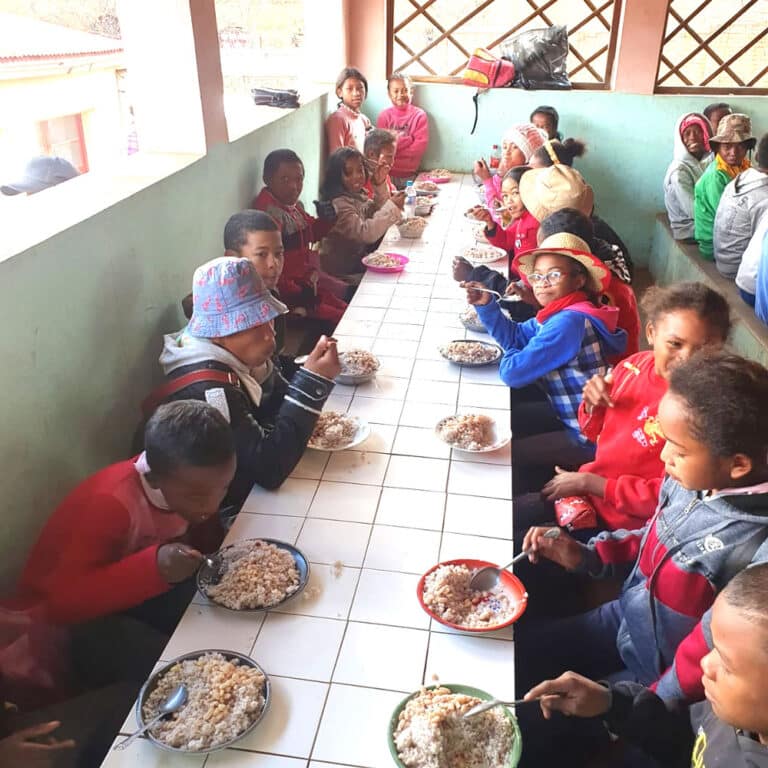 EPP Soavinandriana : Repas gratuits pour les candidats au CEPE