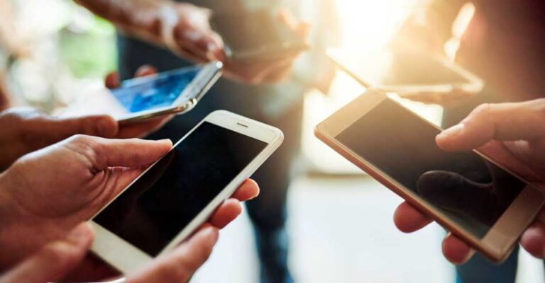 Réseaux sociaux : Terrains de contestation