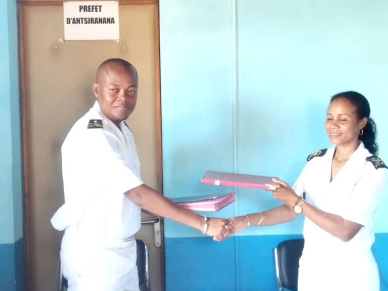 Passation de service : Jahdà Hermine Tsirinary cède la place à Jean Marc Andriamamonjisoa