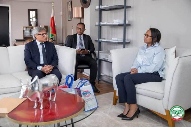 SIM-MEN : Des projets de promotion de l’industrie en vue 