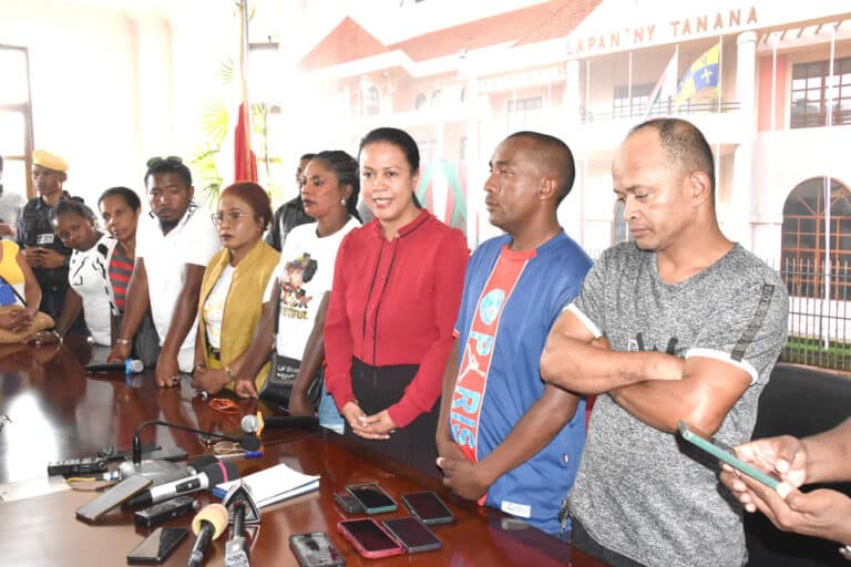 CUA : Exonération de ticket pendant un mois pour les marchands déplacés