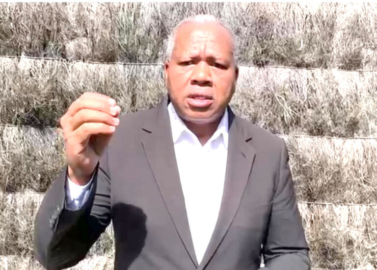 Roland Ratsiraka : « Aucun laboratoire indépendant n’a confirmé jusqu’ici la thèse de l’empoisonnement »