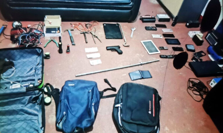 Kaominin’i Toamasina renivohitra : Jiolahy iray maty voatifitra, olona efatra azo voasambo-belona