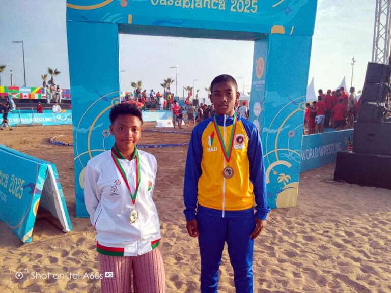 Championnat d’Afrique de Beach Wrestling : Tahirisoa Tinah en argent, Jean René en bronze à Casablanca
