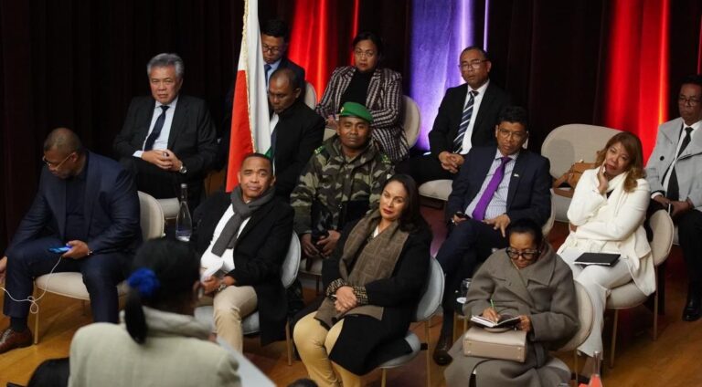 Sortie de crise : La feuille de route de la refondation sous le feu des critiques