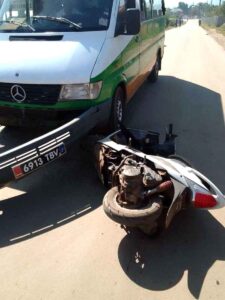 Andranomanelatra : Moto nandeha mafy, nidona tamin’ny “talus”, maty ilay nitondra