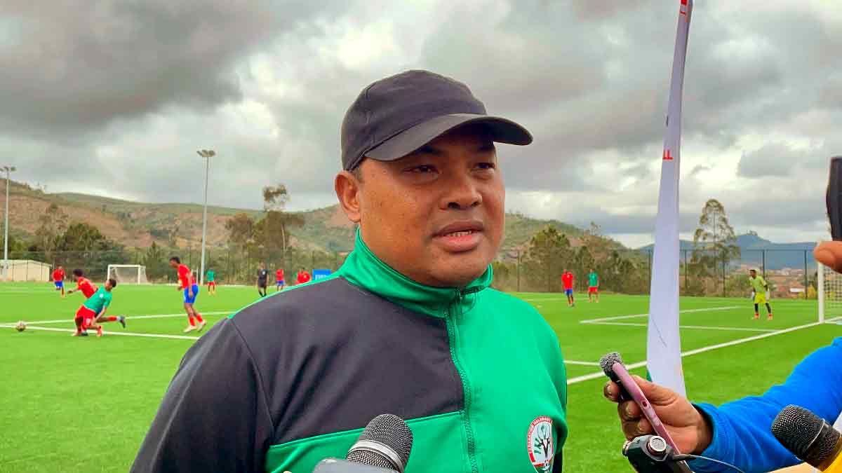 Football : La FMF clarifie le dossier du salaire de « Coach Rôrô »