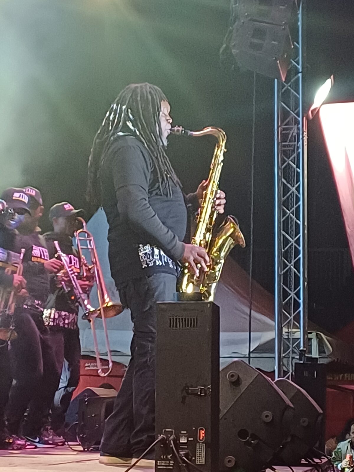 Tapôlaka Glady Timeless : Rossy promet un show inoubliable