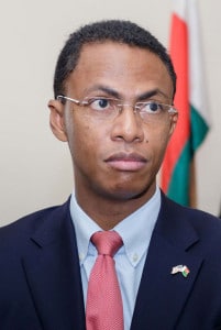 Le ministre de l’Environnement défendra ce jour devant les députés un projet de loi pour lutter contre le trafic de bois de rose à Madagascar.